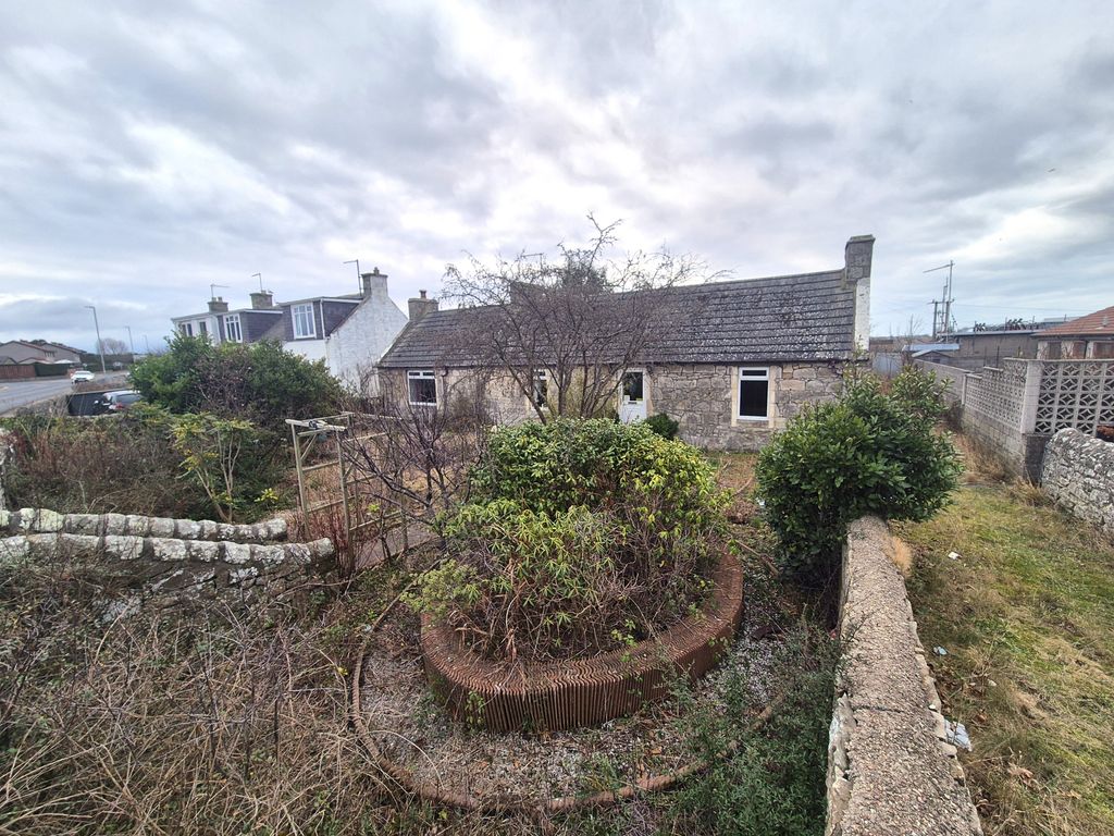 3 bed detached bungalow for saleElgin Road, Lossiemouth IV31