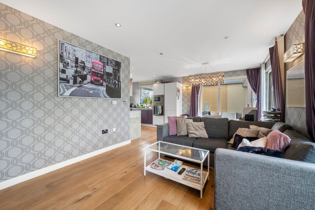 Additional image 9 of 2 bed flat for saleWest Barnes Lane, Raynes Park, New Malden KT3