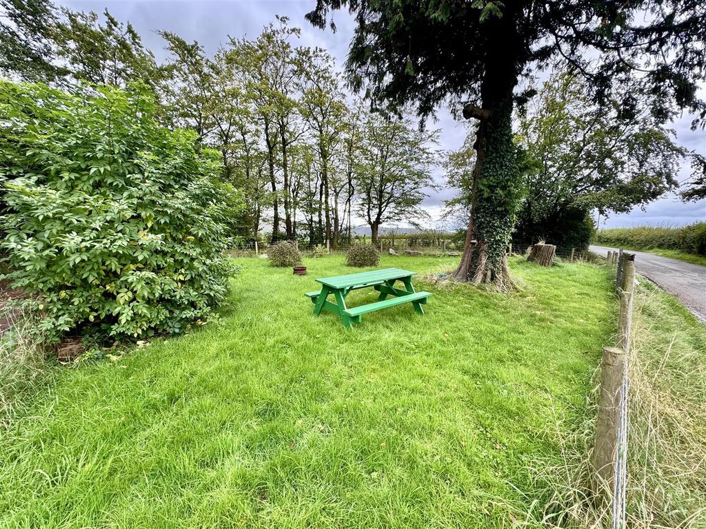 Additional image 5 of 5 bed property for saleLlanddeusant, Llangadog SA19