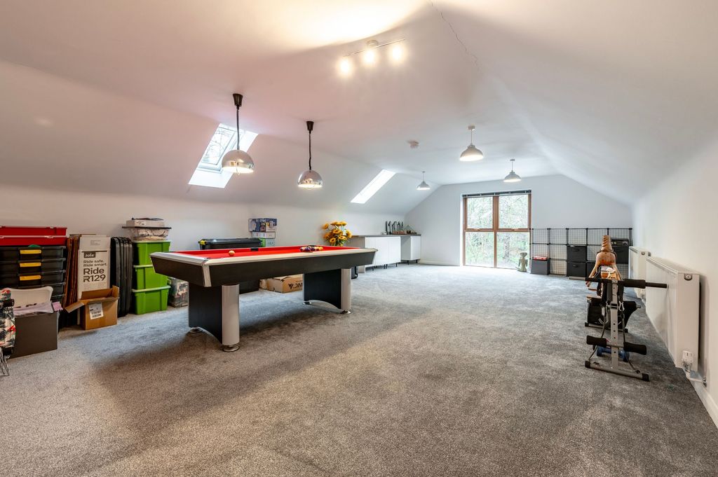 Additional image 14 of 6 bed detached house for saleChestnut Avenue, Oulton Broad NR32