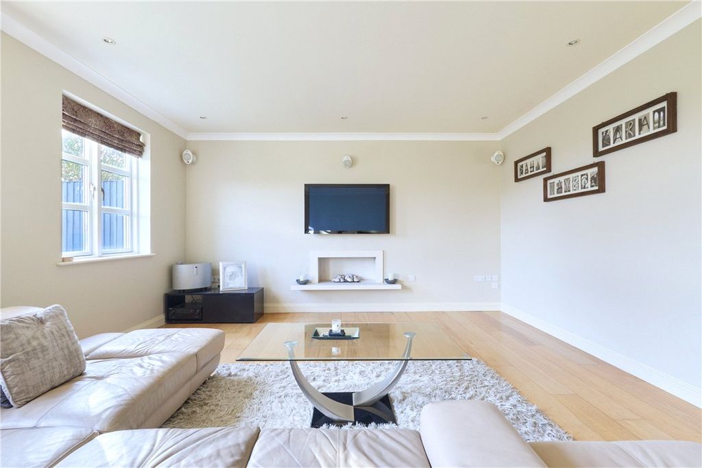 Additional image 7 of 4 bed detached house for saleMill Reef, Newmarket, Suffolk CB8