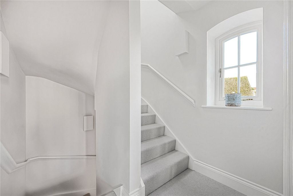 Additional image 14 of 5 bed terraced house for saleSt Peters Mews, The Parade, Marlborough, Wiltshire SN8