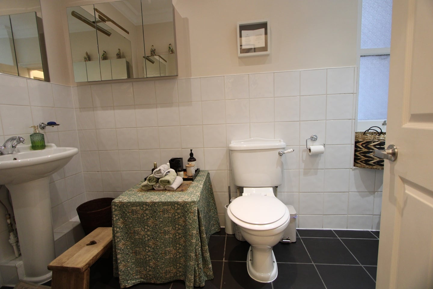 2 Bed Flat, Patrick Court, SE1, N1 7GU photo 3