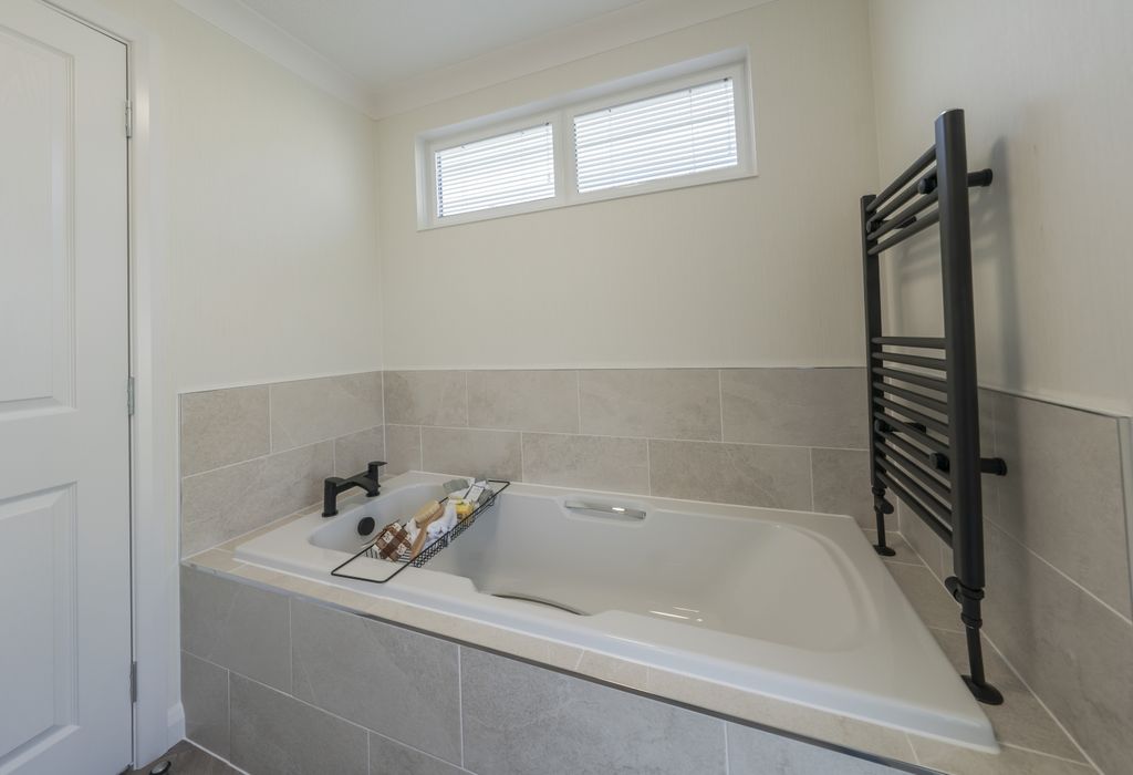 Additional image 13 of 2 bed mobile/park home for sale41 The Grange Moorbarns Lane, Lutterworth LE17