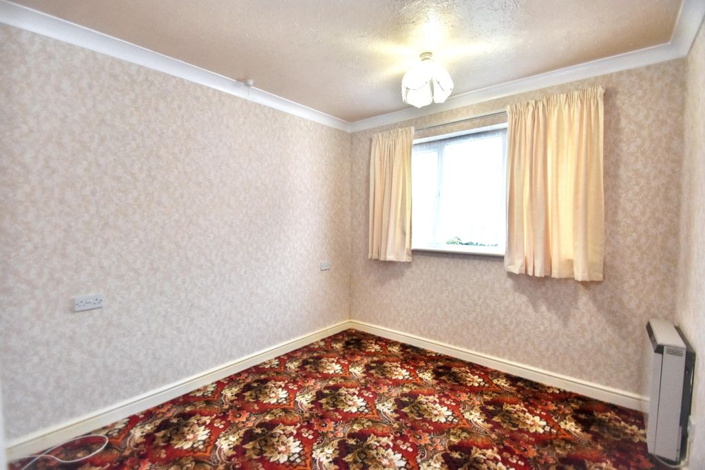 Additional image 7 of 2 bed flat for saleSutton Court, Skegness PE25
