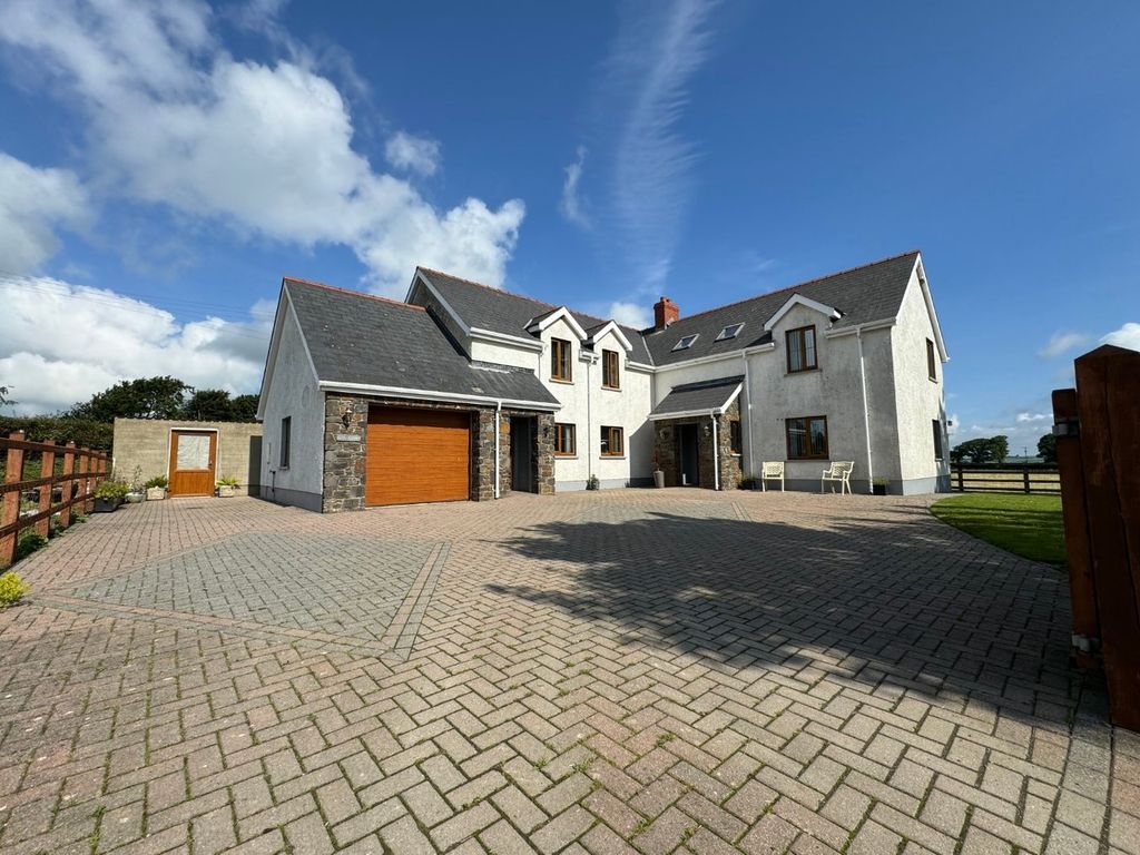 Additional image 3 of 5 bed detached house for saleLlwyndrain, Llanfyrnach SA35