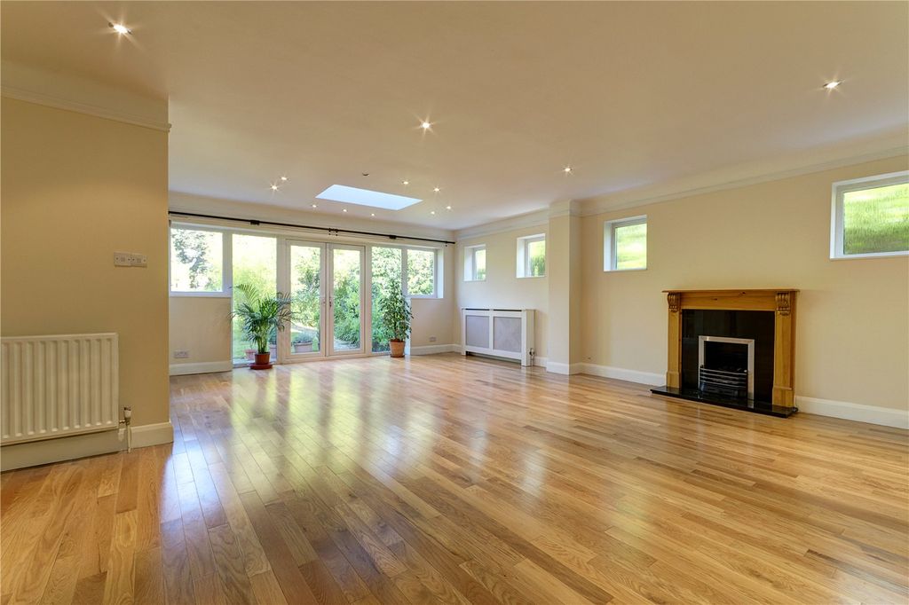 Additional image 2 of 4 bed link detached house for saleBurghley Avenue, New Malden KT3