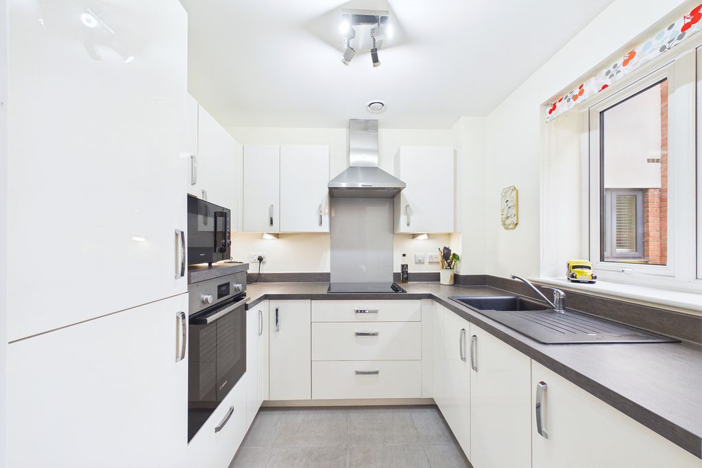 Additional image 4 of 1 bed flat for saleCop Lane, Penwortham PR1