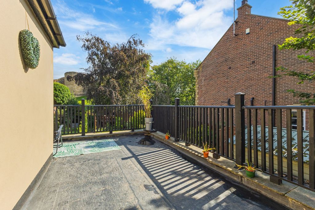 Additional image 22 of 4 bed detached house for saleCastle Cottage, Spink Lane, Pontefract WF8