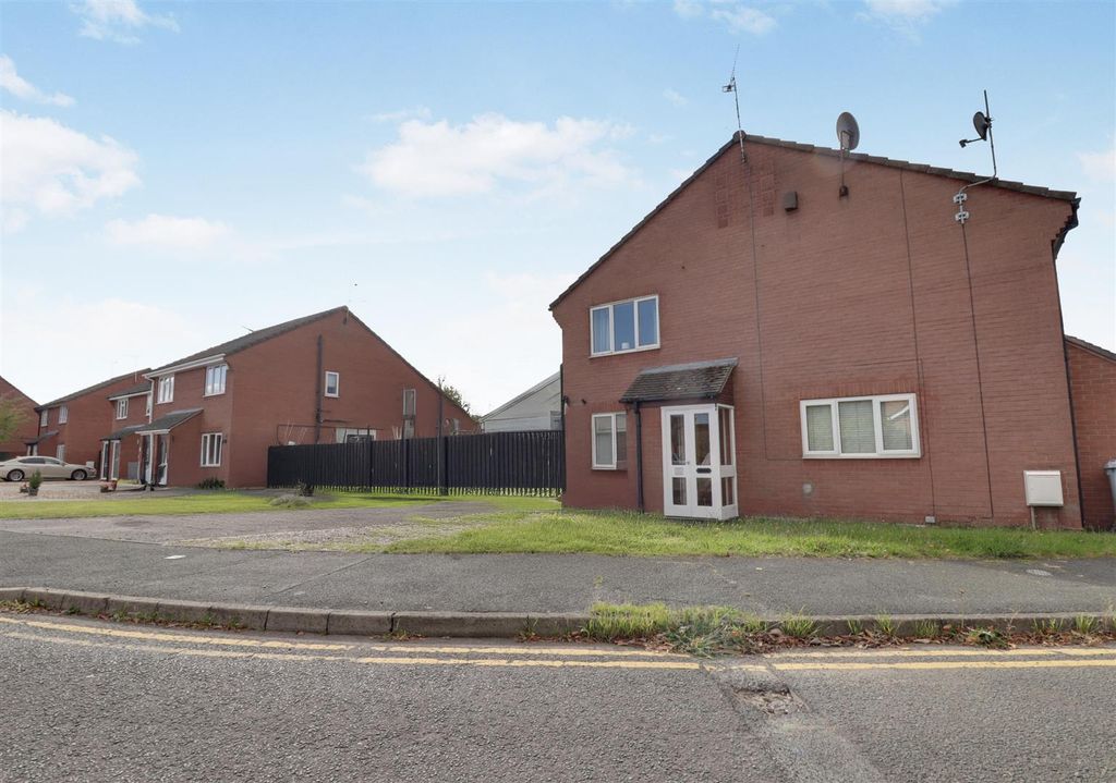 1 bed property for saleThe Beeches, Nantwich CW5