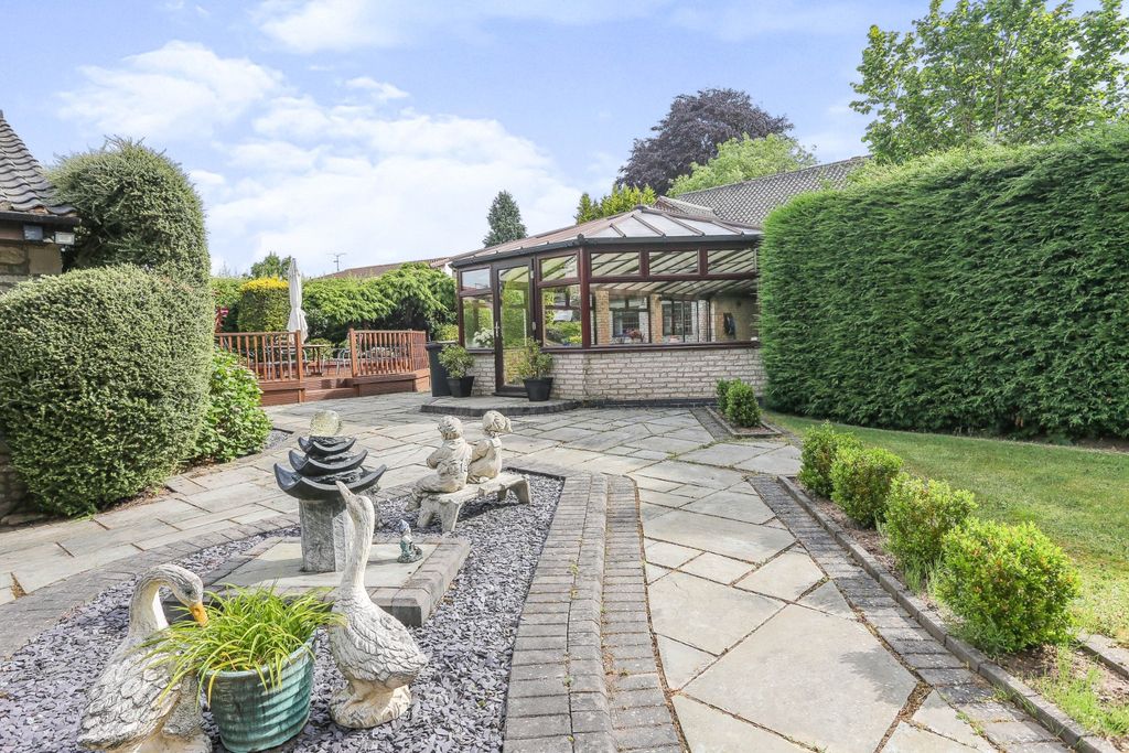 Additional image 18 of 5 bed detached house for saleRutherford Glen, Whitestone, Nuneaton CV11