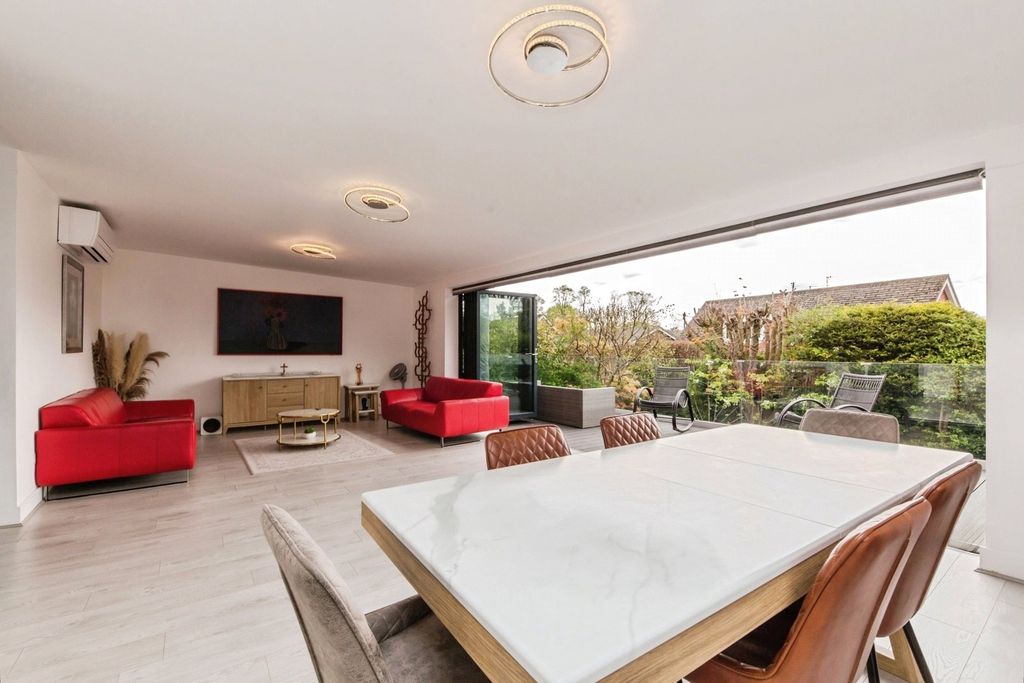 Additional image 6 of 4 bed bungalow for salePriory Lane, Macclesfield, Cheshire SK10