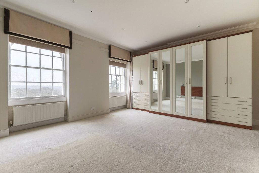 Additional image 10 of 3 bed flat for saleSwan Green, Emery Down, Lyndhurst, Hampshire SO43
