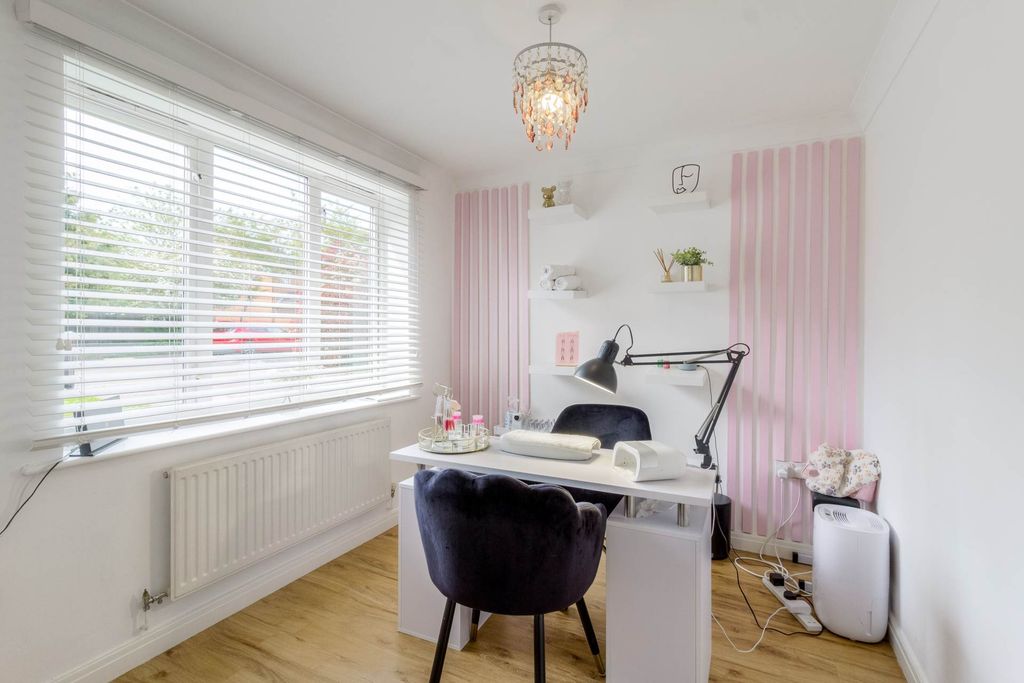 Additional image 12 of 4 bed detached house for salePennycress Way, Newport Pagnell MK16