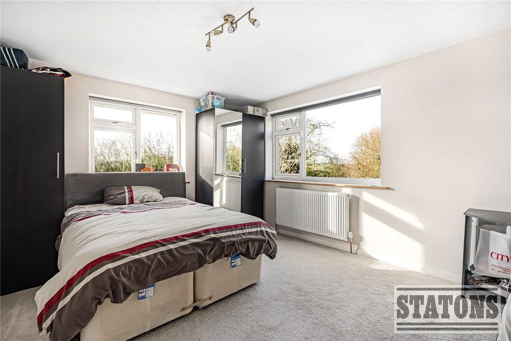 Additional image 17 of 5 bed detached house for saleThe Avenue, Potters Bar, Hertfordshire EN6