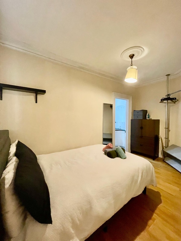 Additional image 10 of 1 Bed Flat, Craven Street, WC2N, N1 7GU