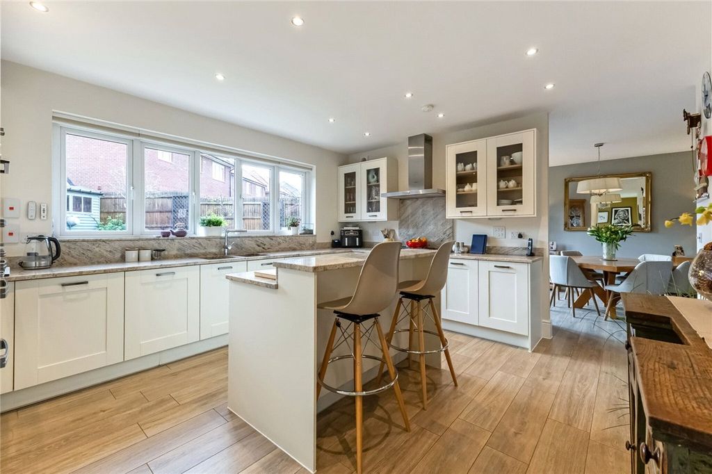 Additional image 4 of 4 bed detached house for saleJennings Road, Marlborough, Wiltshire SN8