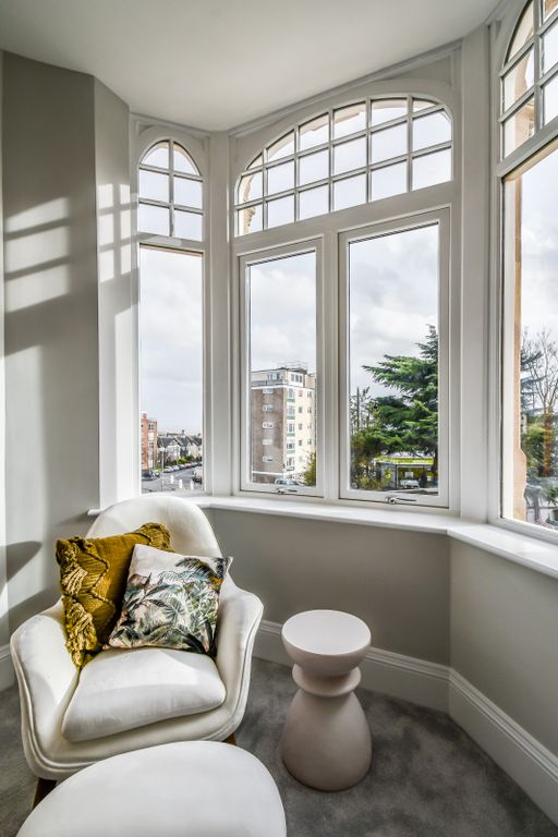 Additional image 6 of 1 bed flat for saleThe Grand Apartments, Leigh-On-Sea SS9