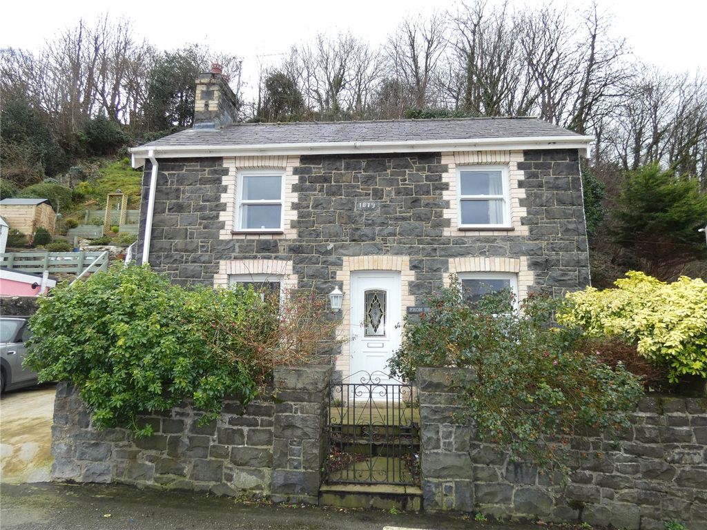 3 bed detached house for saleNant Y Felin Road, Llanfairfechan, Conwy LL33