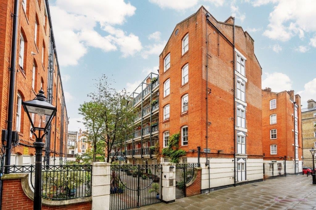 Studio Flat, Beaumont Buildings, WC2B, N1 7GU photo 2