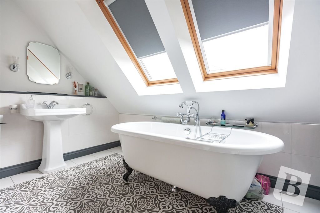 Additional image 4 of 4 bed detached house for saleOnslow Gardens, Ongar, Essex CM5