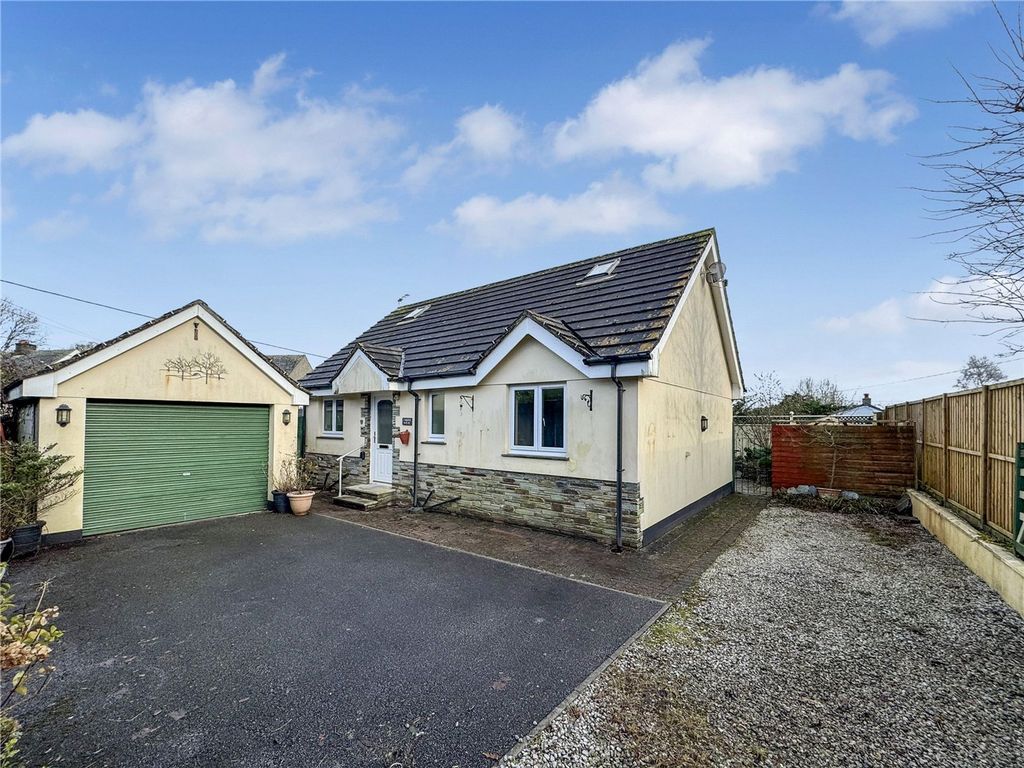 3 bed detached bungalow for saleFore Street, Lifton PL16