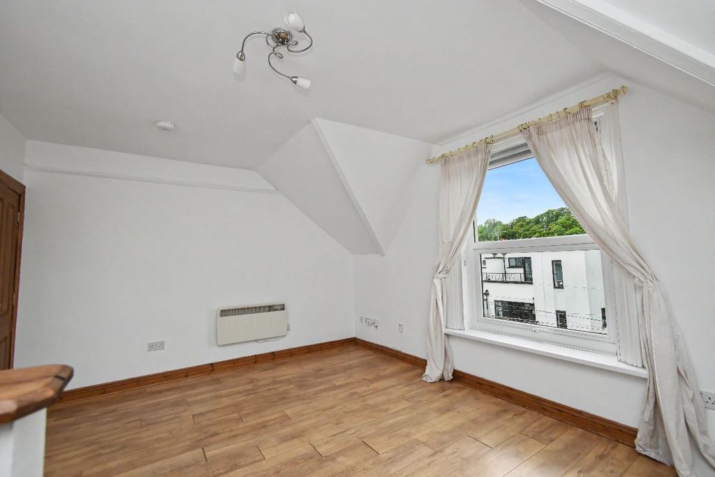 Additional image 4 of 1 bed flat for saleFlat, Station Road, Okehampton EX20