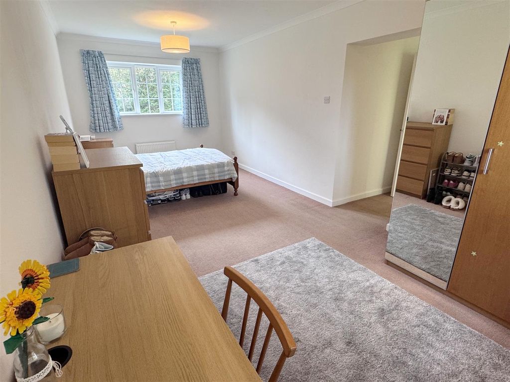 Additional image 18 of 5 bed detached house for saleAndover Road, Newbury RG14