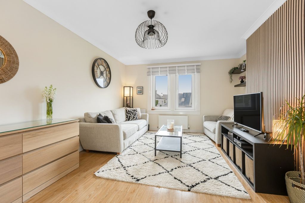 Additional image 2 of 2 bed flat for sale10 Lawrie Terrace, Loanhead EH20