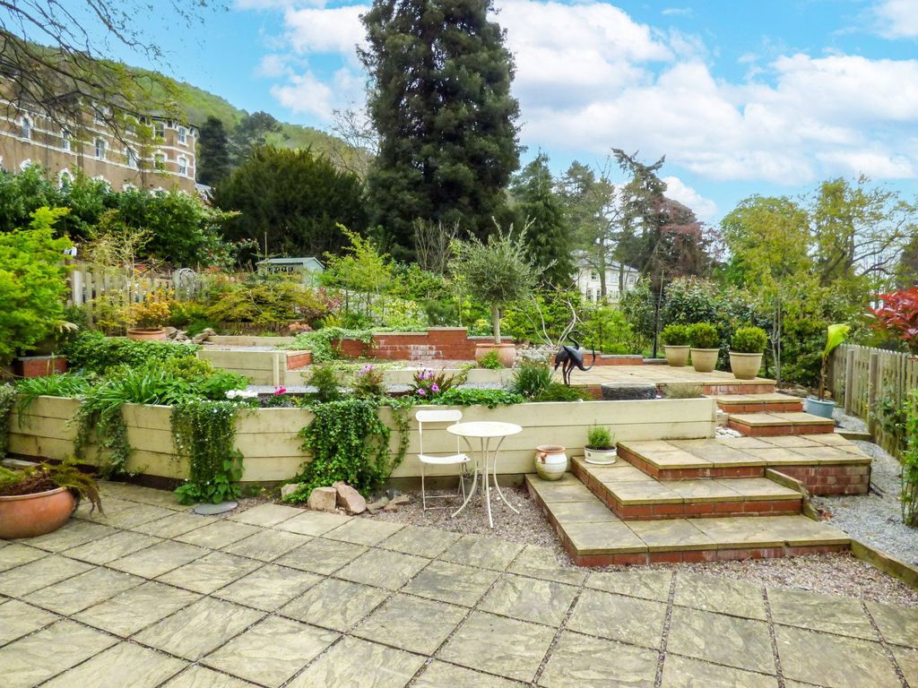 Additional image 2 of 2 bed flat for saleBellmere Gardens, Malvern, Worcestershire WR14