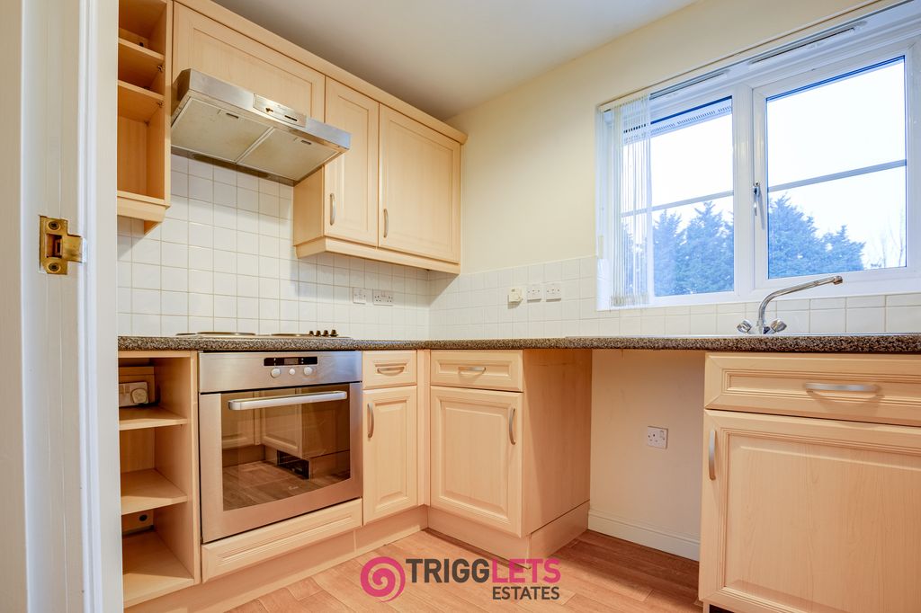 Additional image 4 of 2 bed flat for saleTownlands Close, Wombwell, Barnsley S73
