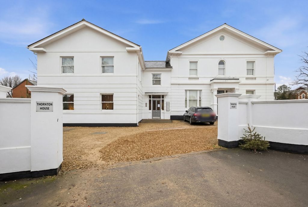 2 bed flat for saleThornton House 21 Kenilworth Road, Leamington Spa, Warwickshire CV32