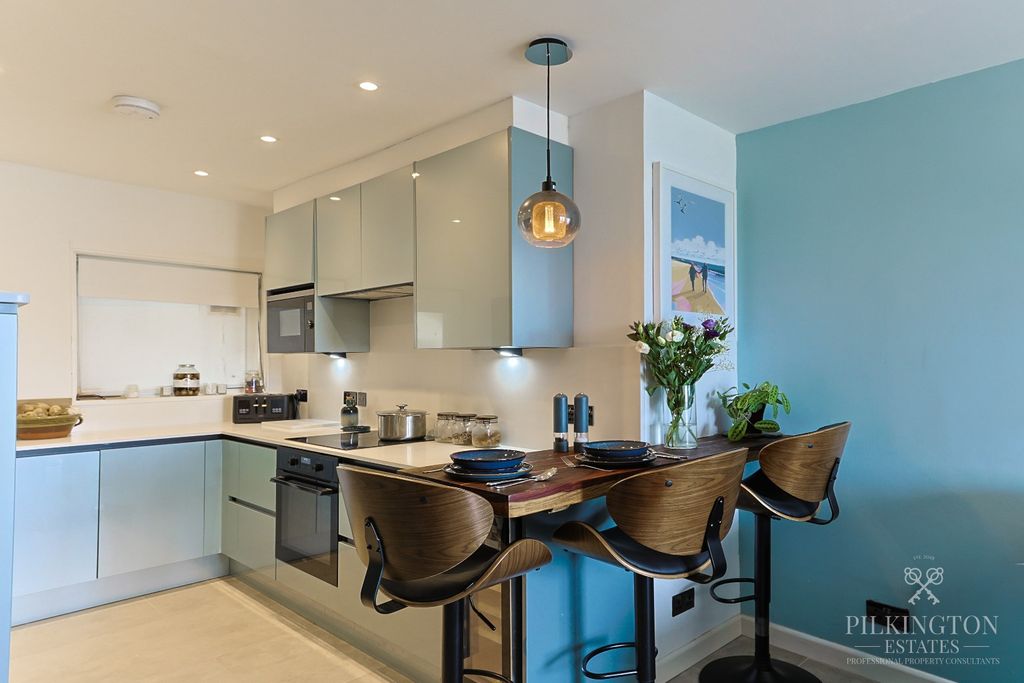 Additional image 5 of 1 bed maisonette for salePortuan Road, Looe, Cornwall PL13