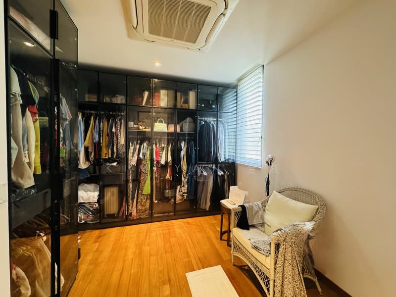 walk to Kovan MRT - call 8130 3636 to view photo 5