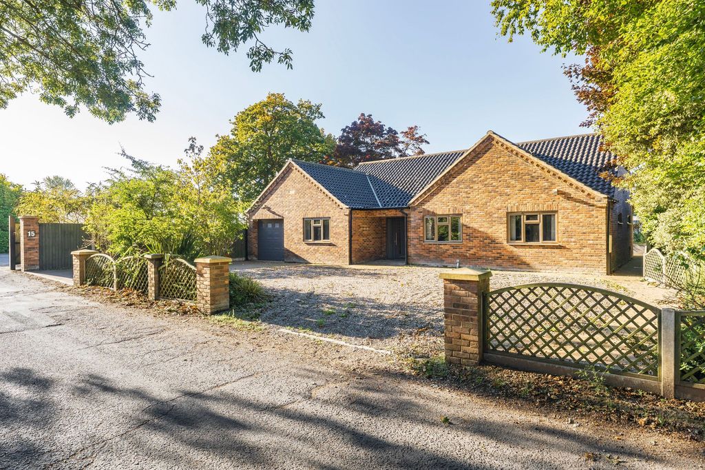 3 bed detached bungalow for saleNorwich Road, North Walsham NR28