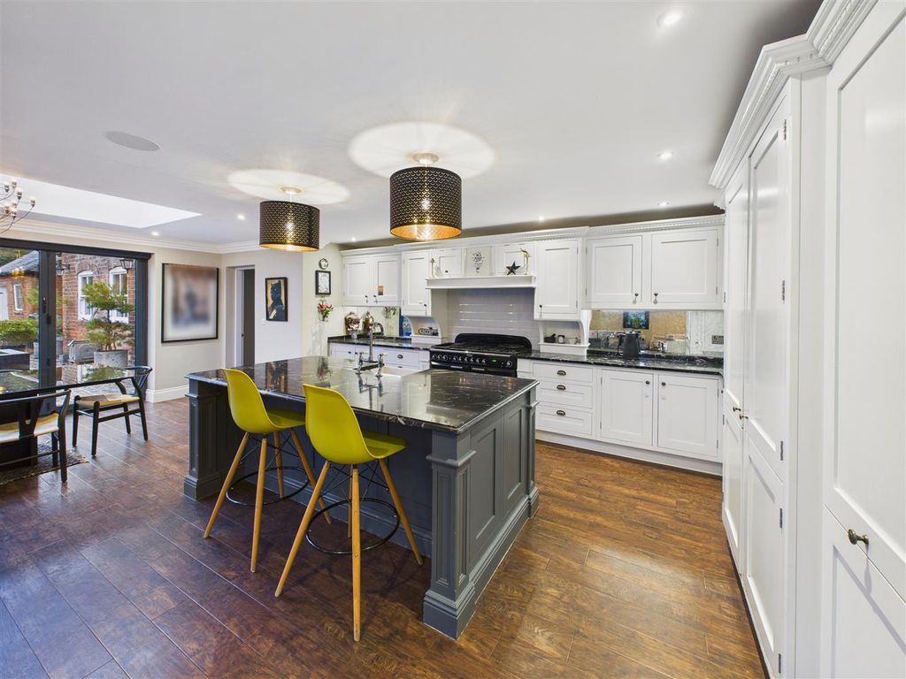 Additional image 3 of 5 bed detached house for saleHumber Road, North Ferriby HU14