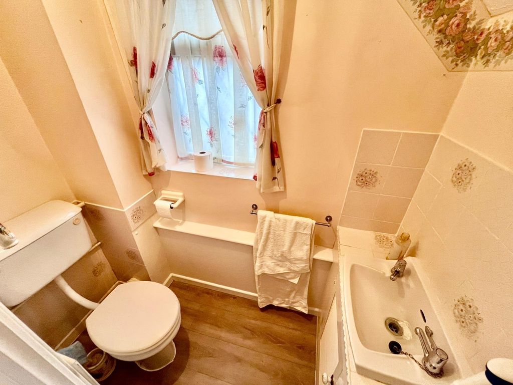 Additional image 8 of 4 bed detached house for saleThurne Close, Newport Pagnell MK16