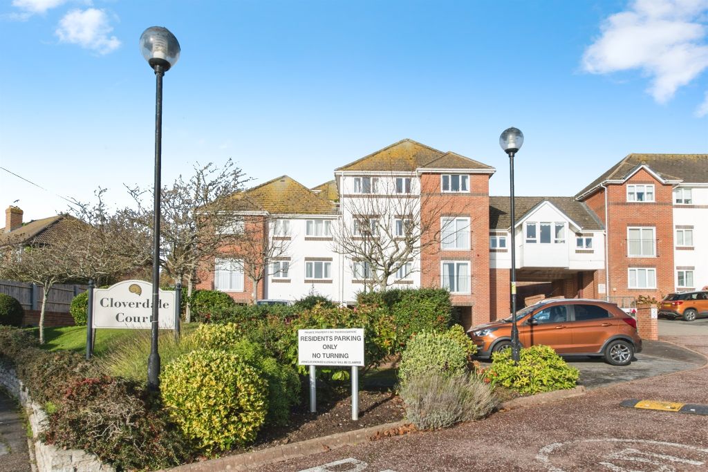 2 bed flat for saleAnning Road, Lyme Regis DT7