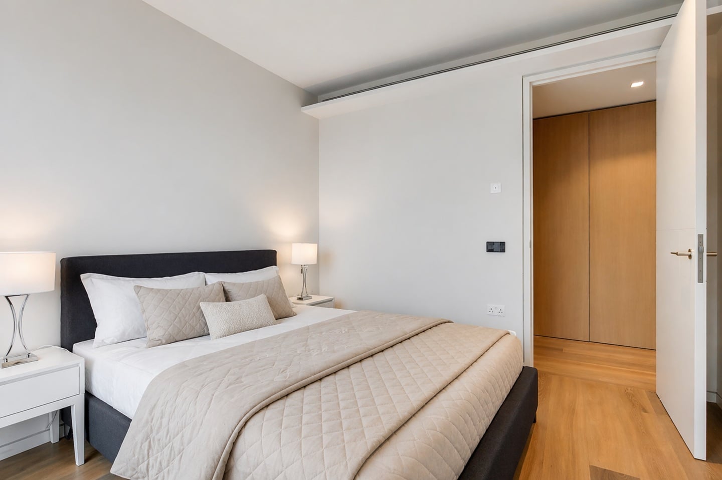 1 Bed Flat, Casson Square, SE1, N1 7GU photo 2