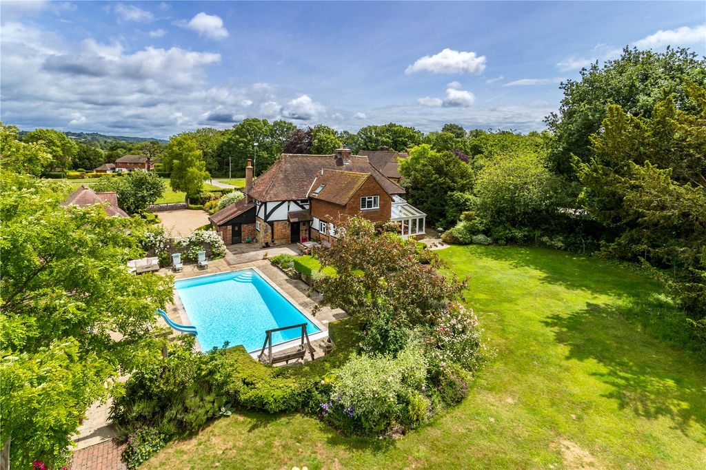 6 bed detached house for saleBroadham Green Road, Oxted, Surrey RH8