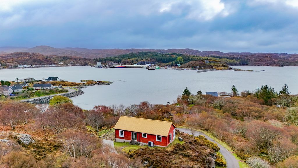 Additional image 36 of 2 bed detached bungalow for saleLochinver, Lairg IV27