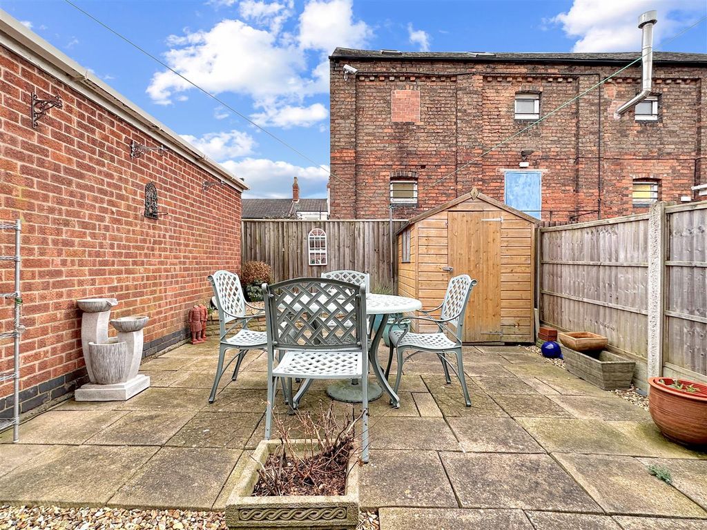 Additional image 14 of 3 bed semi-detached house for saleKingsnorth Close, Newark NG24