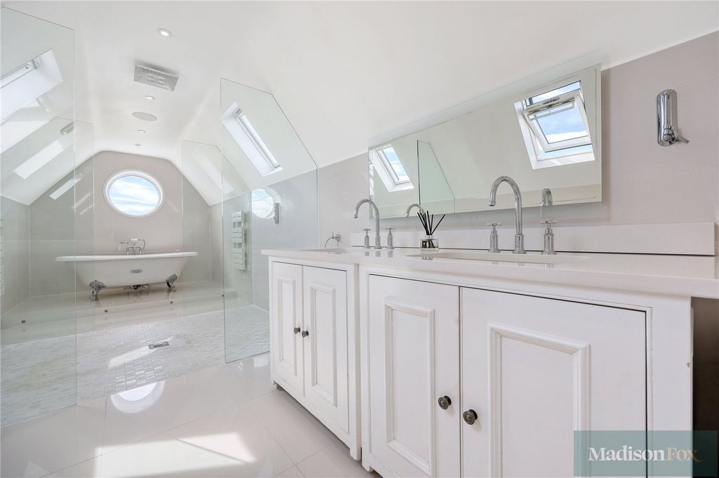 Additional image 35 of 5 bed detached house for saleAshlyns Lane, Ongar, Essex CM5
