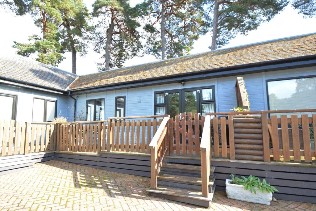 2 bed mobile/park home for saleLodge 43, Bridge Of Tilt PH18