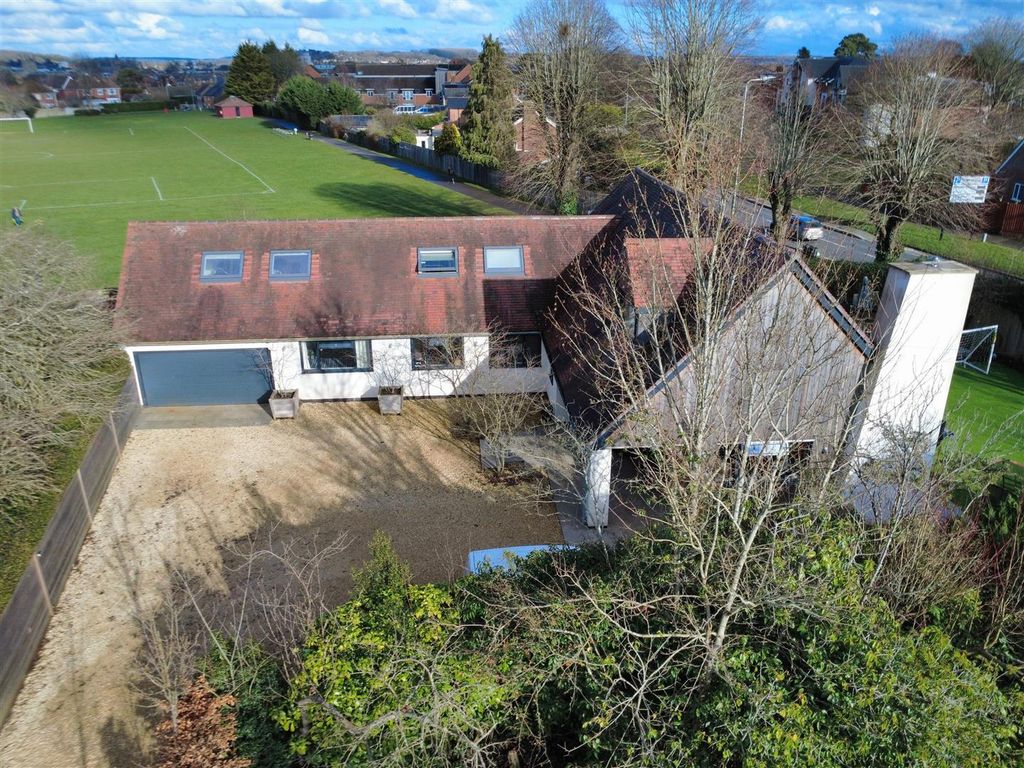 Additional image 2 of 6 bed detached house for saleBuckingham Road, Newbury RG14