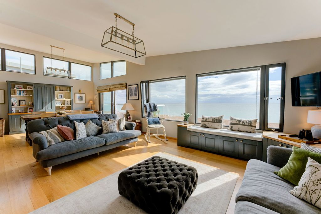 Additional image 2 of 4 bed detached house for saleBrighton Road, Lancing BN15