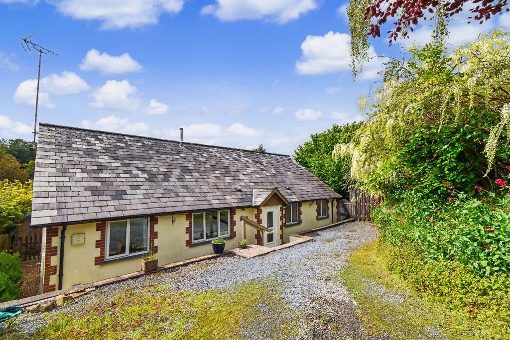 3 bed detached bungalow for saleOrchard Close, Leeze Park, Okehampton EX20