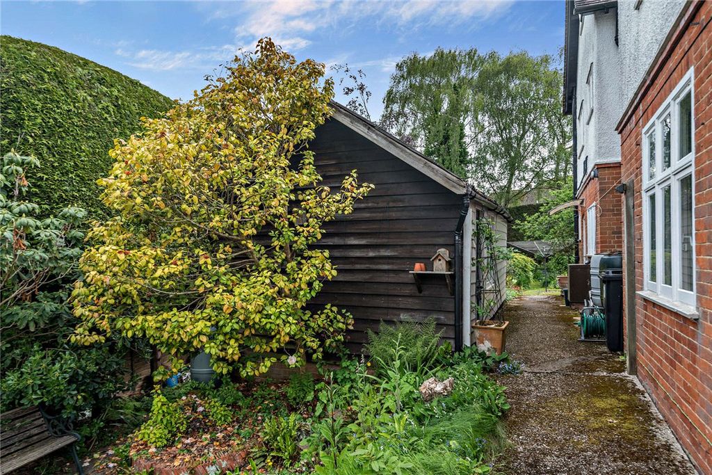 Additional image 28 of 5 bed detached house for saleAndover Road, Newbury, Berkshire RG14
