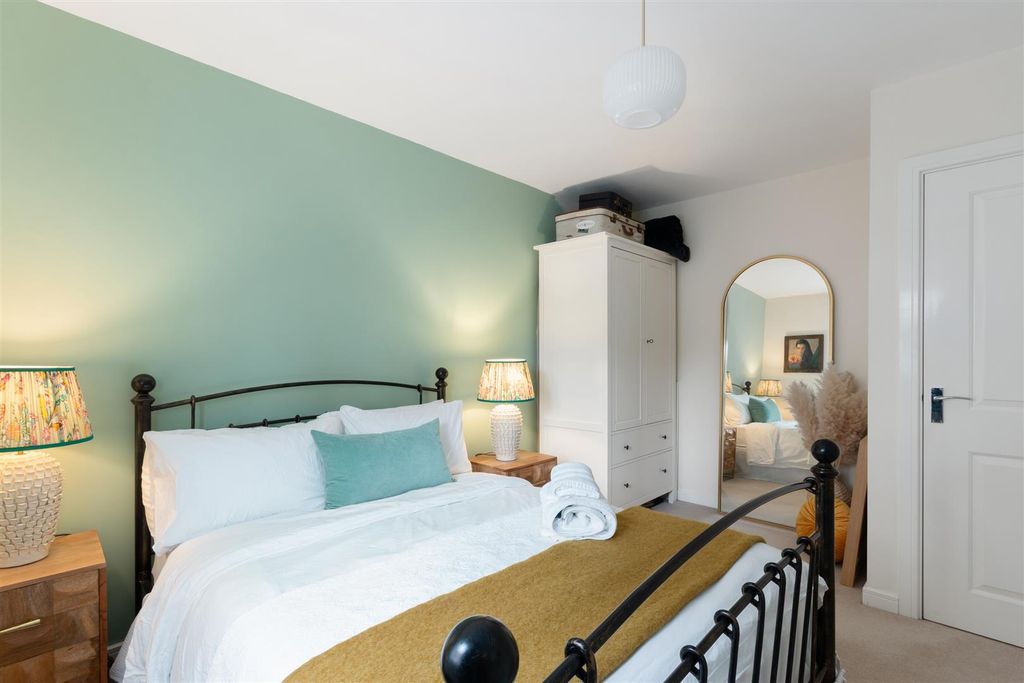 Additional image 9 of 2 bed flat for saleSchoolgate Drive, Morden SM4