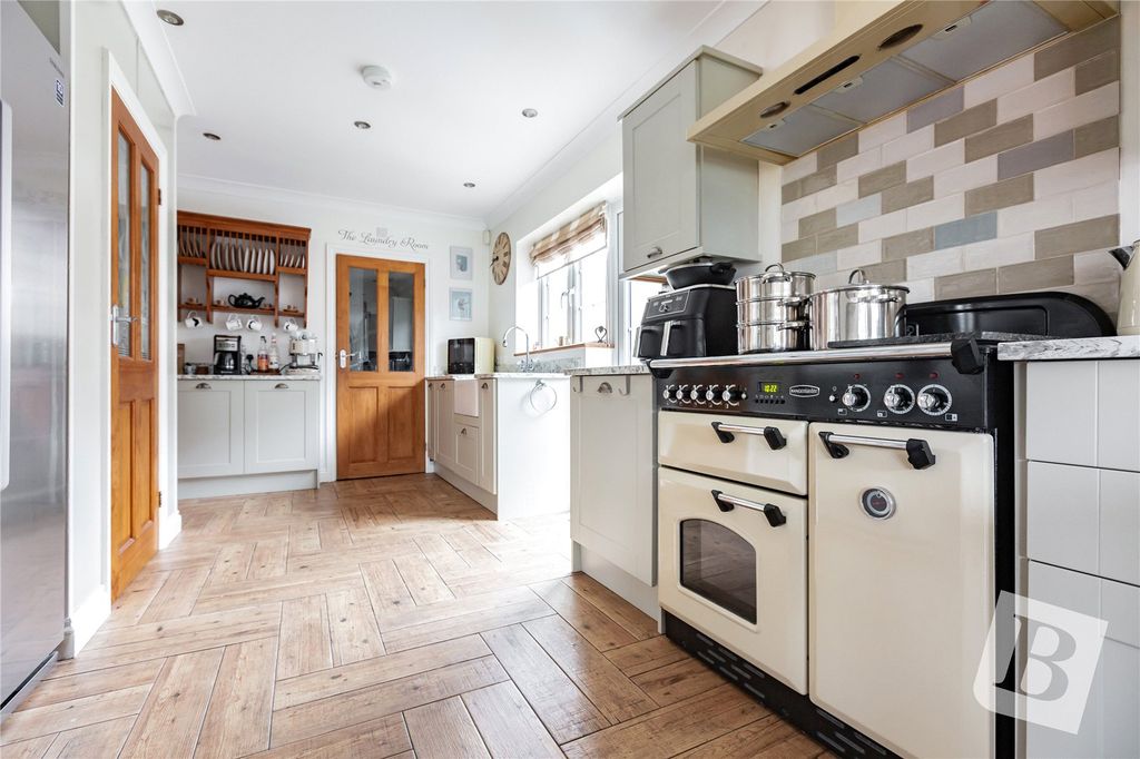 Additional image 7 of 4 bed detached house for saleOnslow Gardens, Ongar, Essex CM5